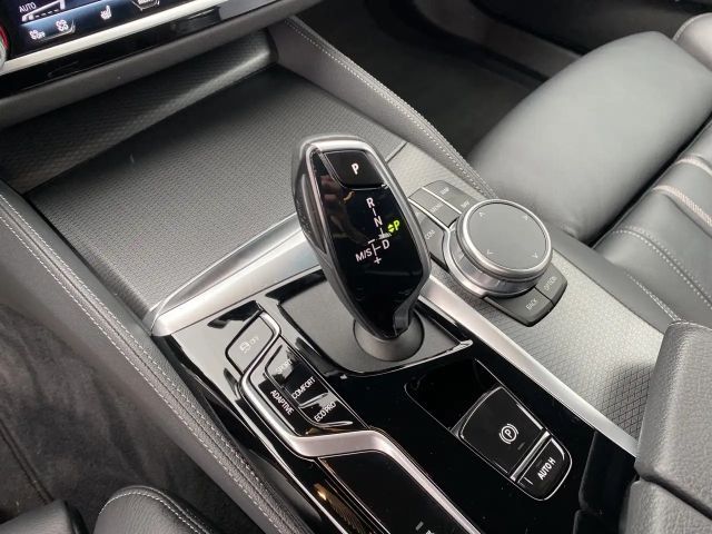 BMW 520 520d M-Sport Touring xDrive