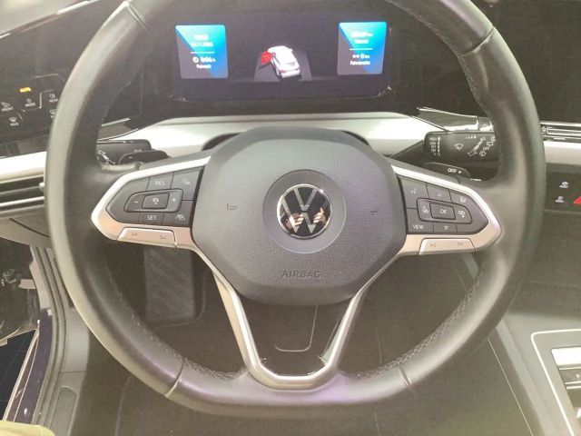 Volkswagen Golf DSG Life Variant