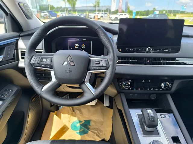 Mitsubishi Outlander PHEV