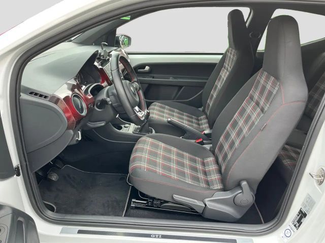 Volkswagen up! 1.0 TSI GTI