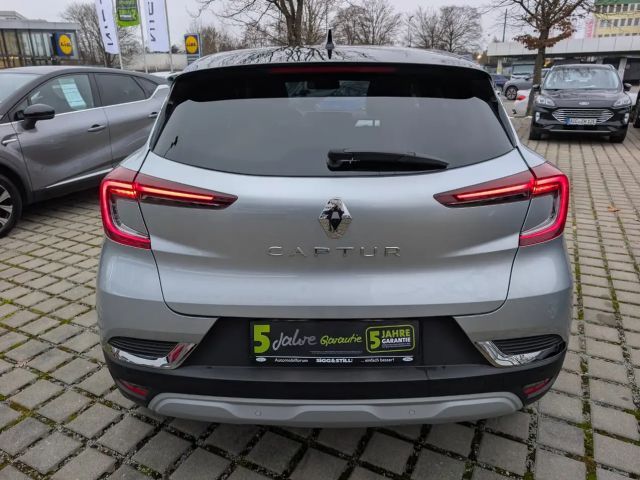 Renault Captur TCe 140 Techno