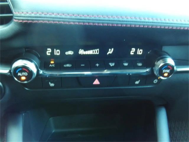 Mazda 3 Homura SkyActiv e-Skyactiv