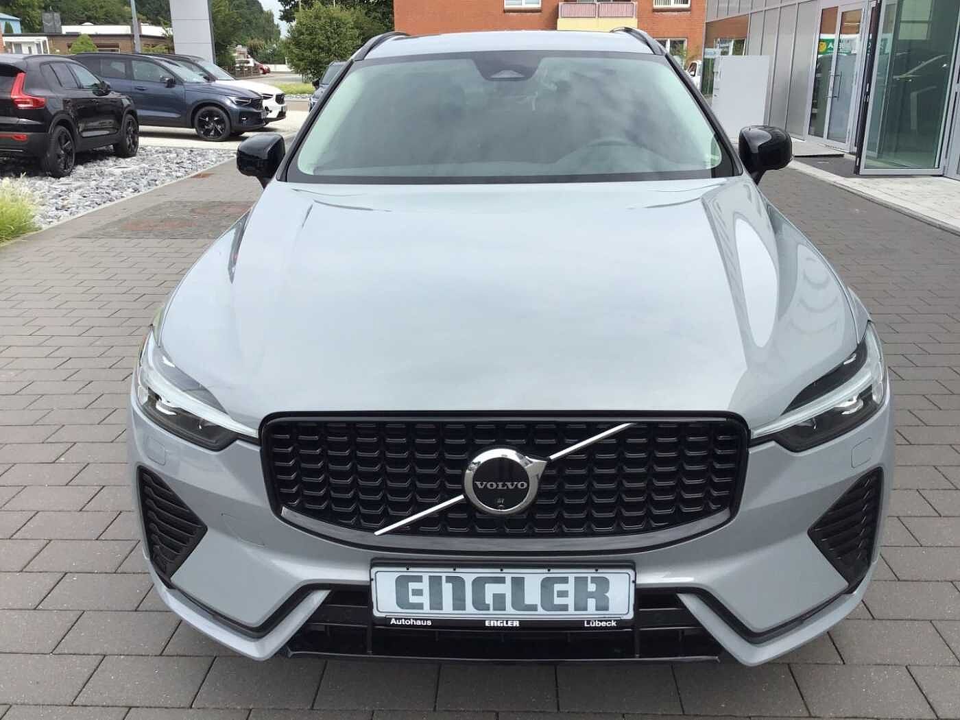 Volvo XC60 Dark Plus