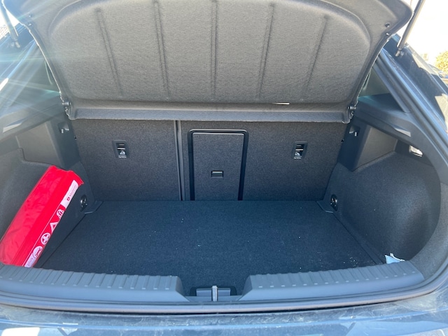 Cupra Leon 1.5 eTSI *NAVI*KAMERA*MATRIX*SITZH*