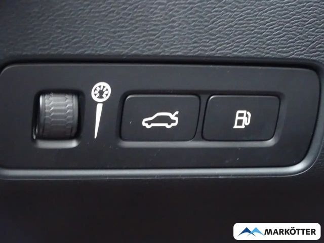 Volvo XC40 Core Recharge