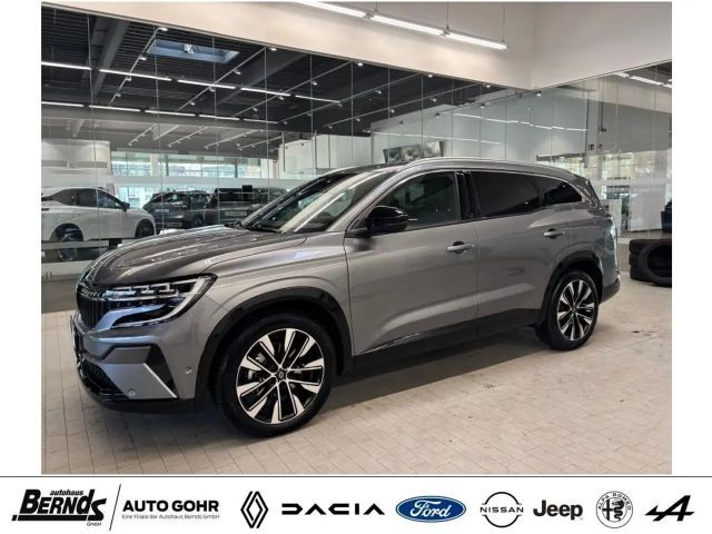 Renault Espace E-Tech Hybrid Techno