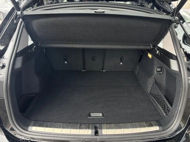 BMW X1 s18i DKG-Aut. Navi Kamera Sitzh. ParkAss.AHK PDC