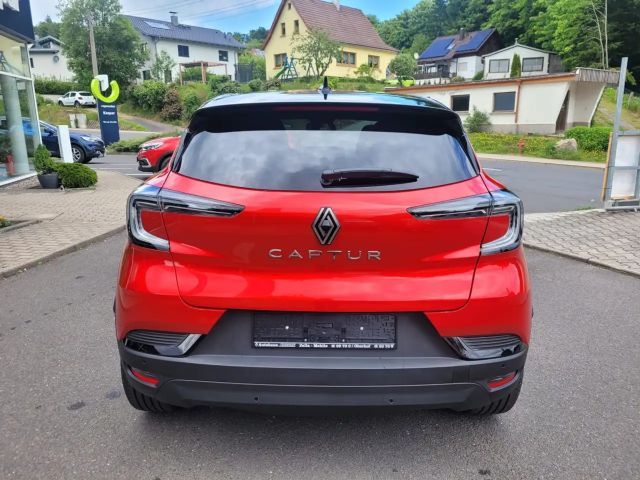 Renault Captur EDC Hybrid Techno