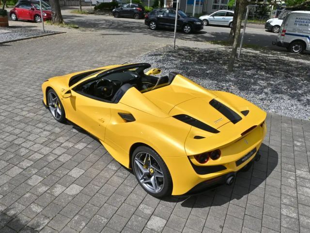 Ferrari F8 Spider