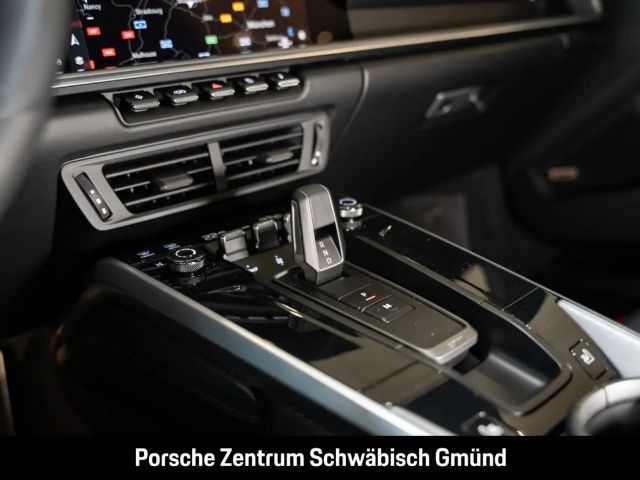 Porsche 992 Carrera Coupé