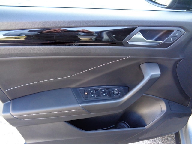 Volkswagen T-Roc DSG R-Line