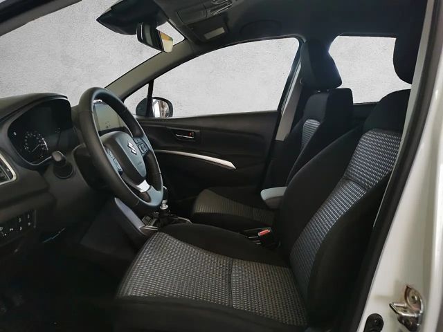 Suzuki S-Cross AllGrip Hybrid