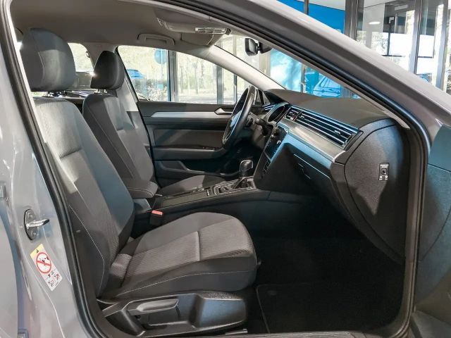 Volkswagen Passat 1.5 TSI DSG Variant