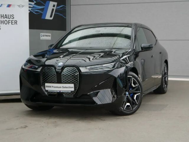 BMW iX xDrive50