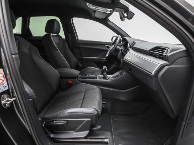 Audi Q3 35 TFSI S-Line