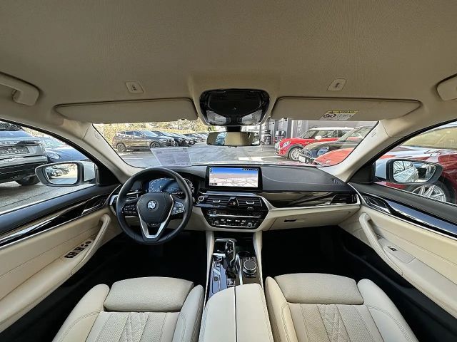 BMW 530 530e Touring