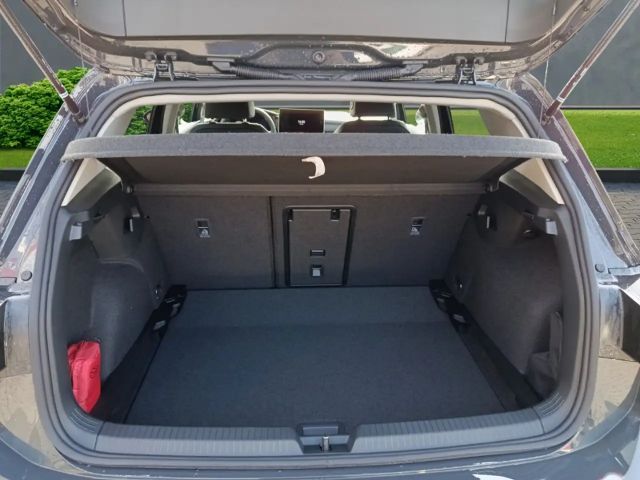 Volkswagen Golf 1.5 TSI Golf VIII