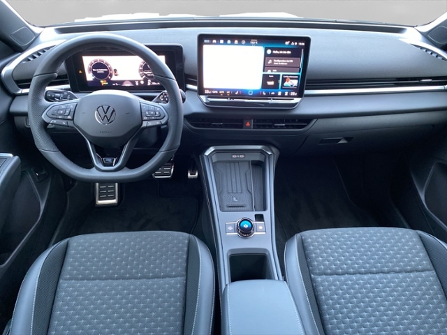 Volkswagen T-Roc 1.5 l eTSI +NEUES MODEL+MATRIX*NAVI