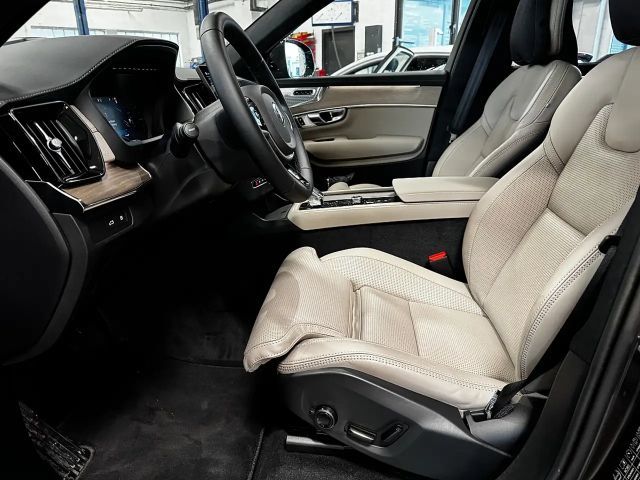 Volvo XC90 AWD Dark T8 Ultra