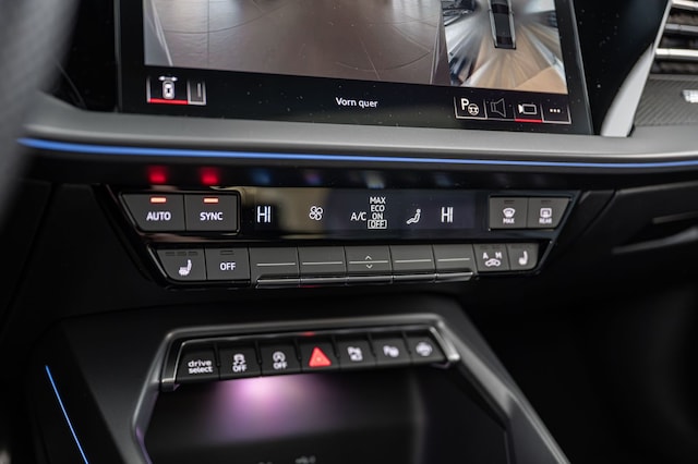 Audi A3 S-Line S-Tronic Sedan