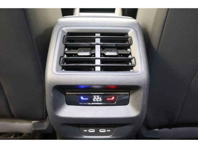 Volkswagen Tiguan 1.5 eTSI DSG R-Line