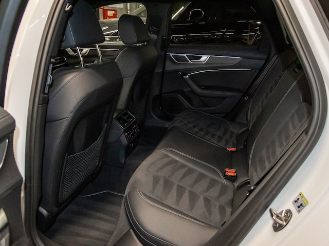 Audi S6 Avant Quattro