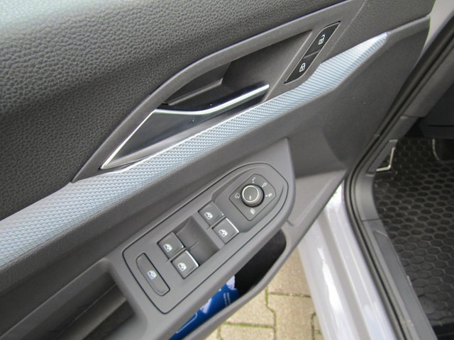 Volkswagen Golf 1.5 eTSI DSG