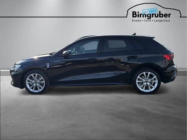 Audi A3 40 TFSI Hybride S-Line Sedan