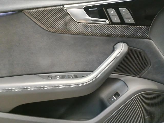 Audi RS4 Avant Quattro