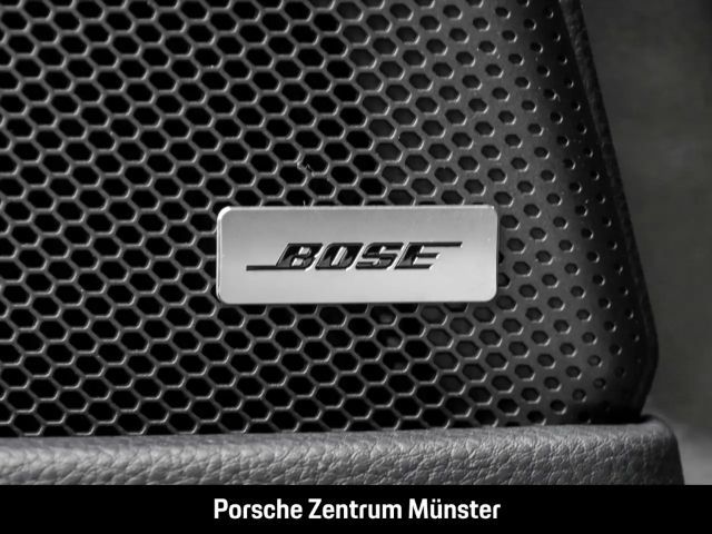 Porsche Panamera 4 E-Hybrid