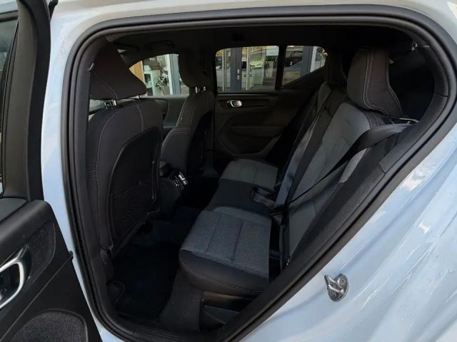 Volvo XC40 Dark Plus