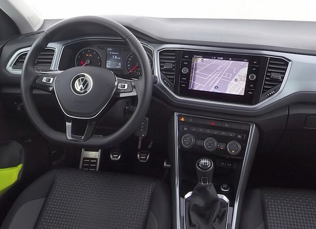 Volkswagen T-Roc T-Roc Active Navi+Kamera+DAB+SHZ+LM17"