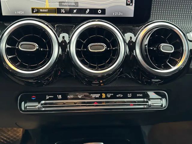 Mercedes-Benz GLB 220 GLB 220 d