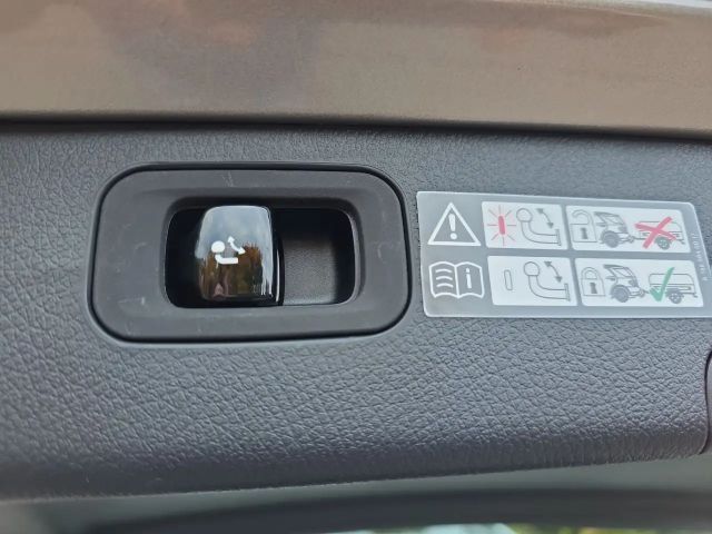 Mercedes-Benz C 220 C 220 d Estate