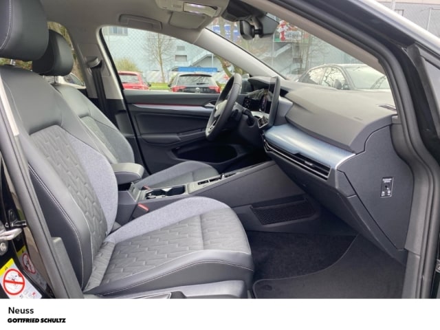 Volkswagen Golf 1.5 eTSI DSG