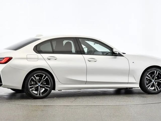 BMW 320 320d Sedan xDrive