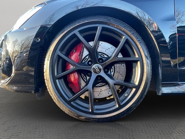 Audi RS3 Quattro S-Tronic Sedan