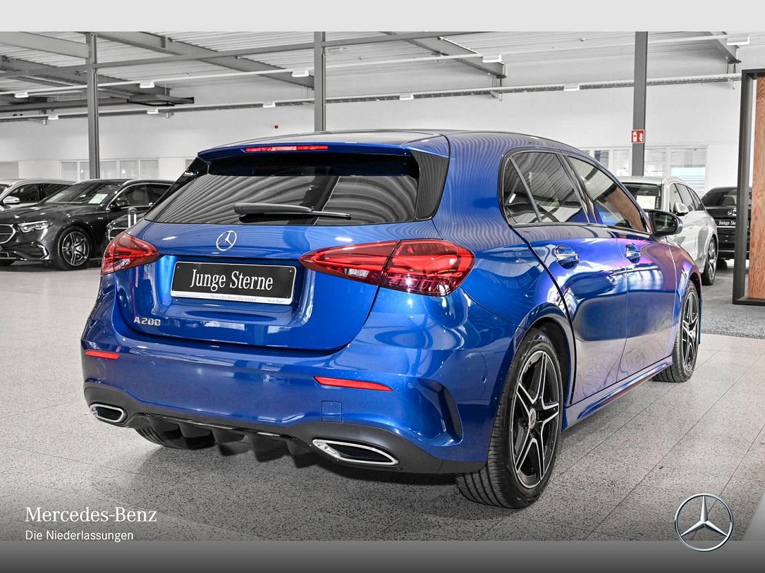 Mercedes-Benz A 200 AMG Line