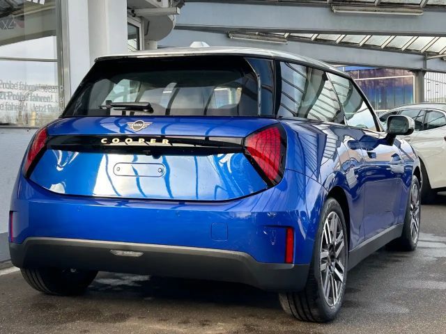 MINI Cooper E Classic Trim Paket S HUD/KomfZug/RFK