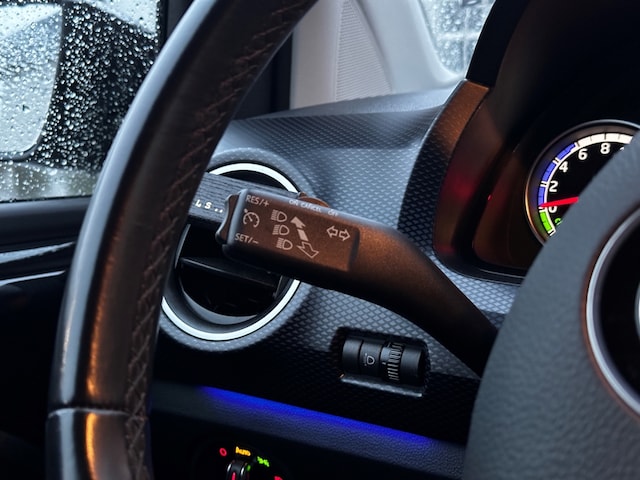 Volkswagen e-up! United - 32,3kWh Shz Kamera Tempomat Climatr.