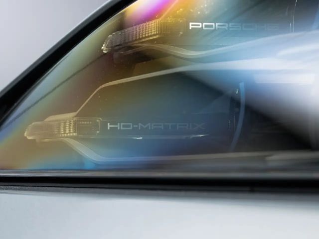 Porsche Taycan 4 Cross Turismo