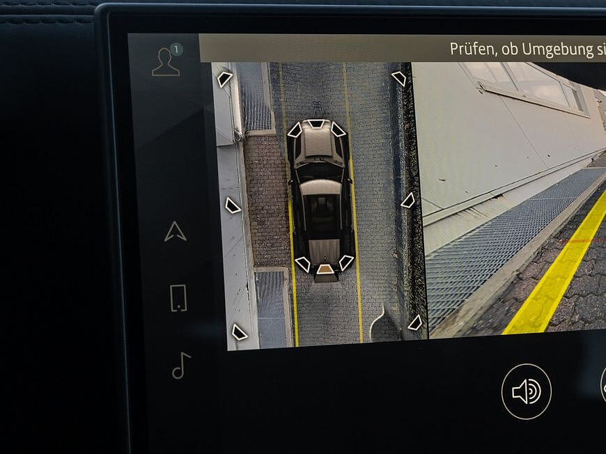 Land Rover Defender 110 Dynamic SE