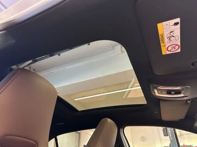 Mercedes-Benz A 220 A 220 d AMG Line Premium