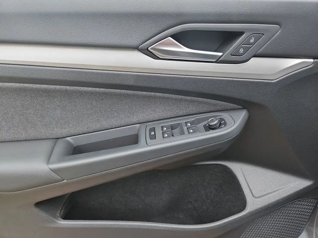 Volkswagen Golf 1.5 eTSI Life Variant