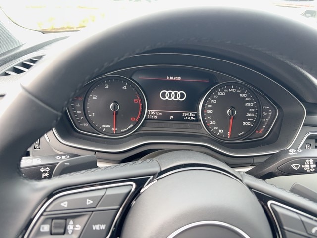 Audi A4 30 TDI Avant S-Tronic