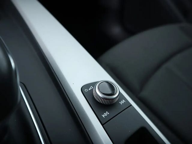 Audi A4 35 TDI Avant Business S-Tronic Sport