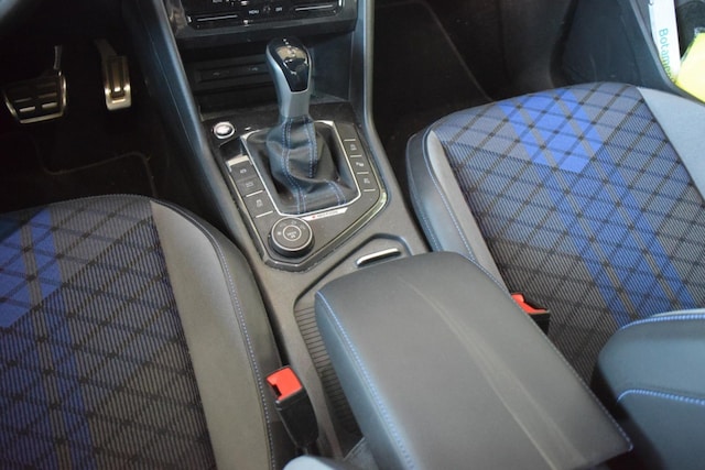 Volkswagen Tiguan 2.0 TSI DSG