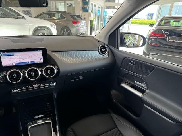 Mercedes-Benz B 200 Progressive Sedan