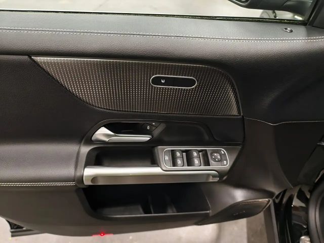 Mercedes-Benz GLB 200 4MATIC GLB 200 d