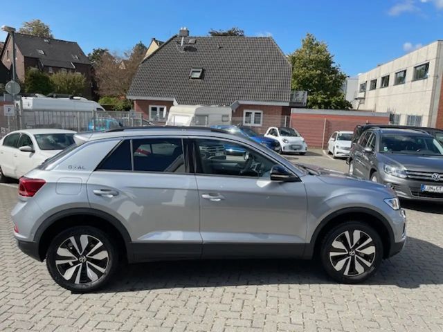 Volkswagen T-Roc 1.5TSi Goal Standheiz. ACC SideAssist Navi 17Zo...